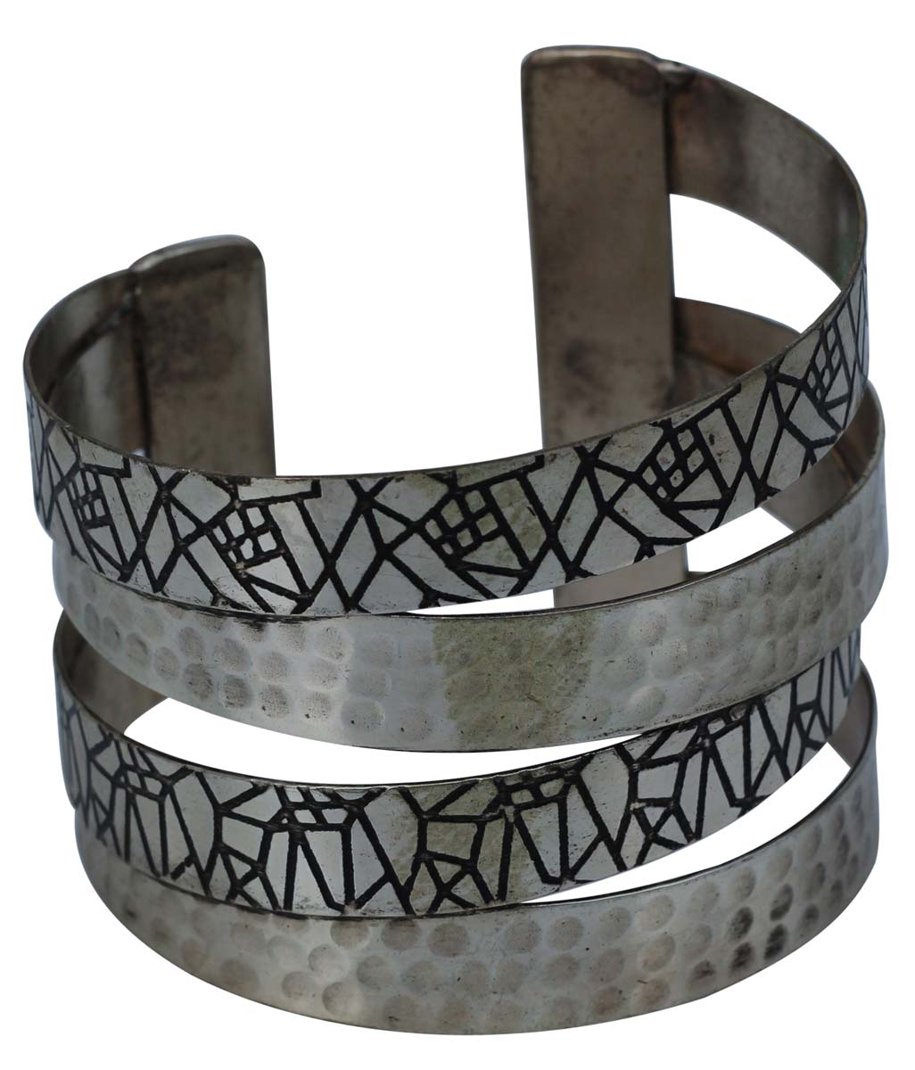 Buy Bracelets in Bulk – Cuff Bracelet – Cast in Brass – Silver Plated with Black Antique Finish – Hammered Effect & Abstract Pattern – Wholesale Bulk Bracelets 
